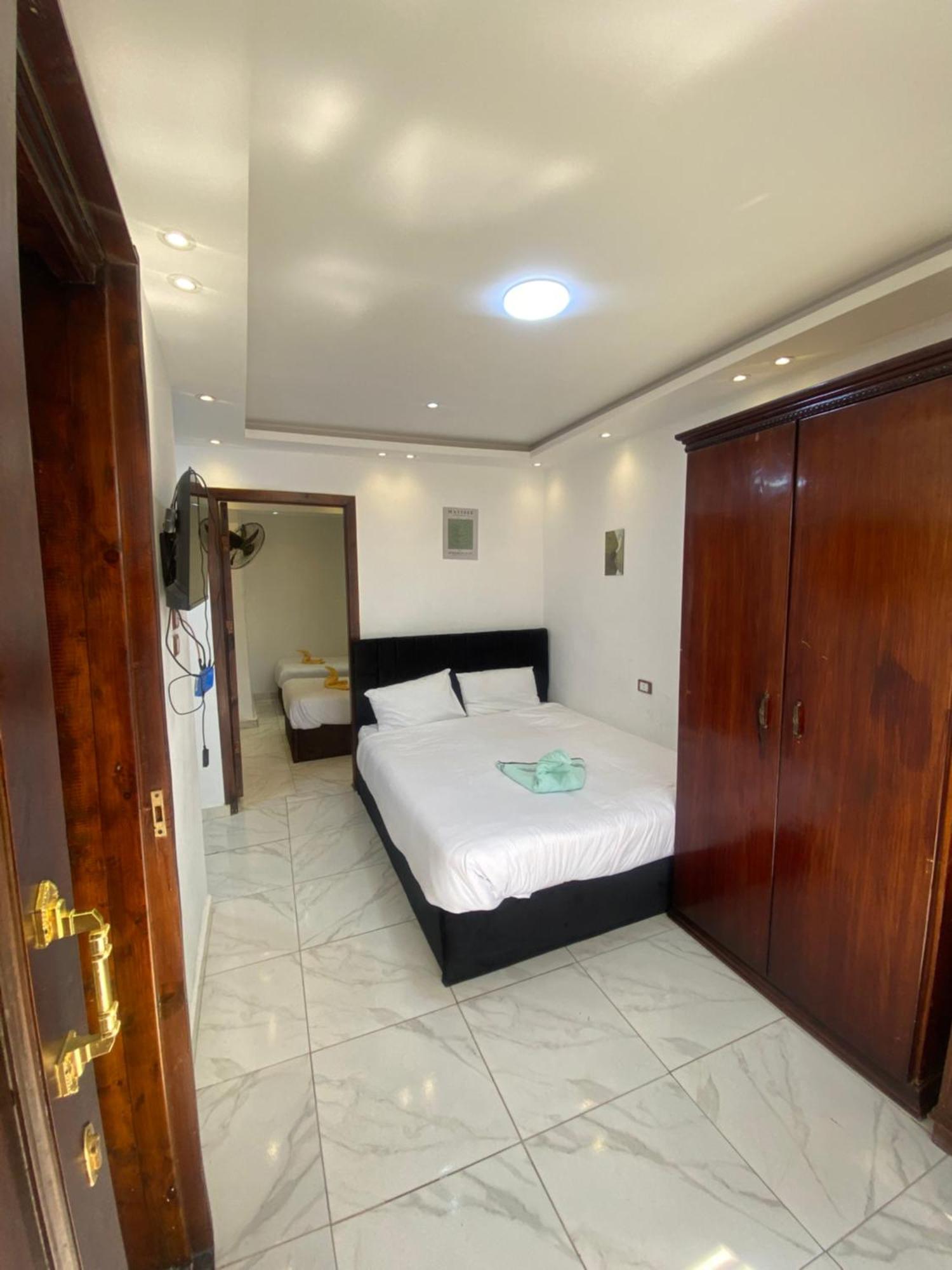 Middle East Pyramids Hotel Kafrat al Jabal Luaran gambar