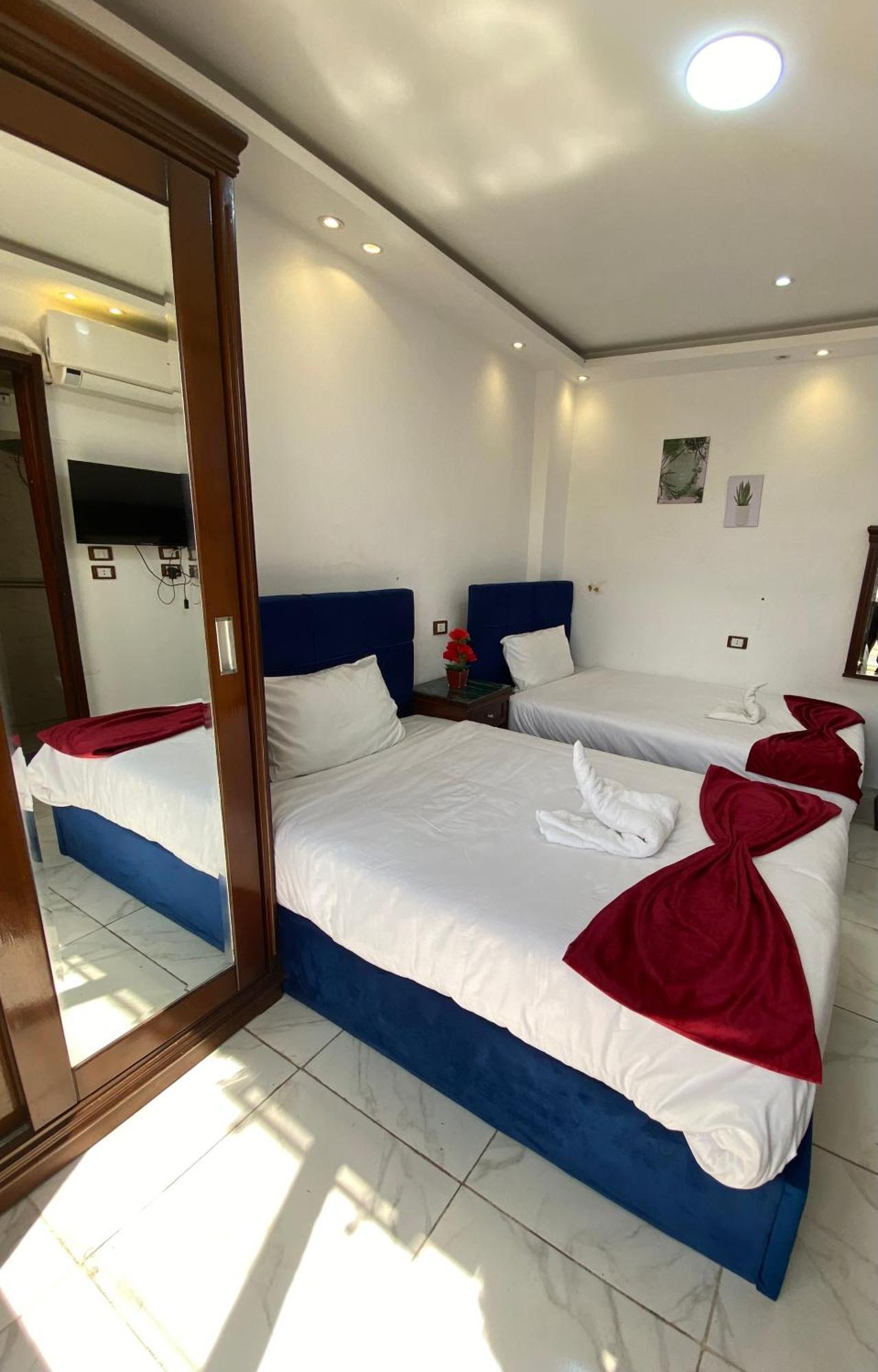 Middle East Pyramids Hotel Kafrat al Jabal Luaran gambar