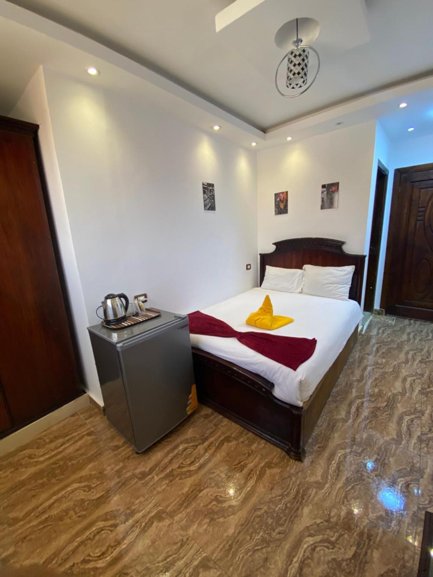 Middle East Pyramids Hotel Kafrat al Jabal Luaran gambar