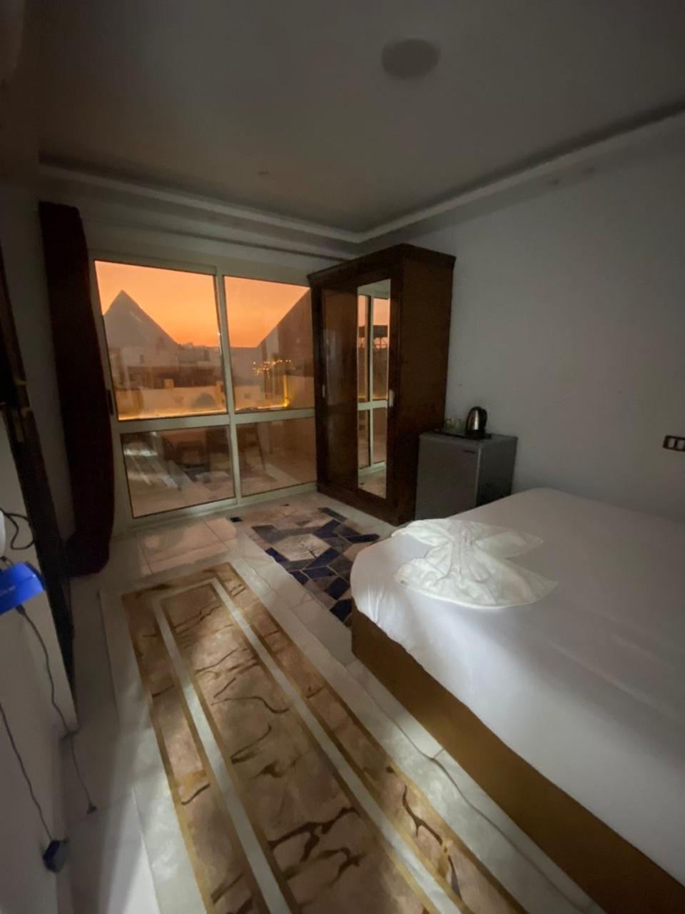 Middle East Pyramids Hotel Kafrat al Jabal Luaran gambar