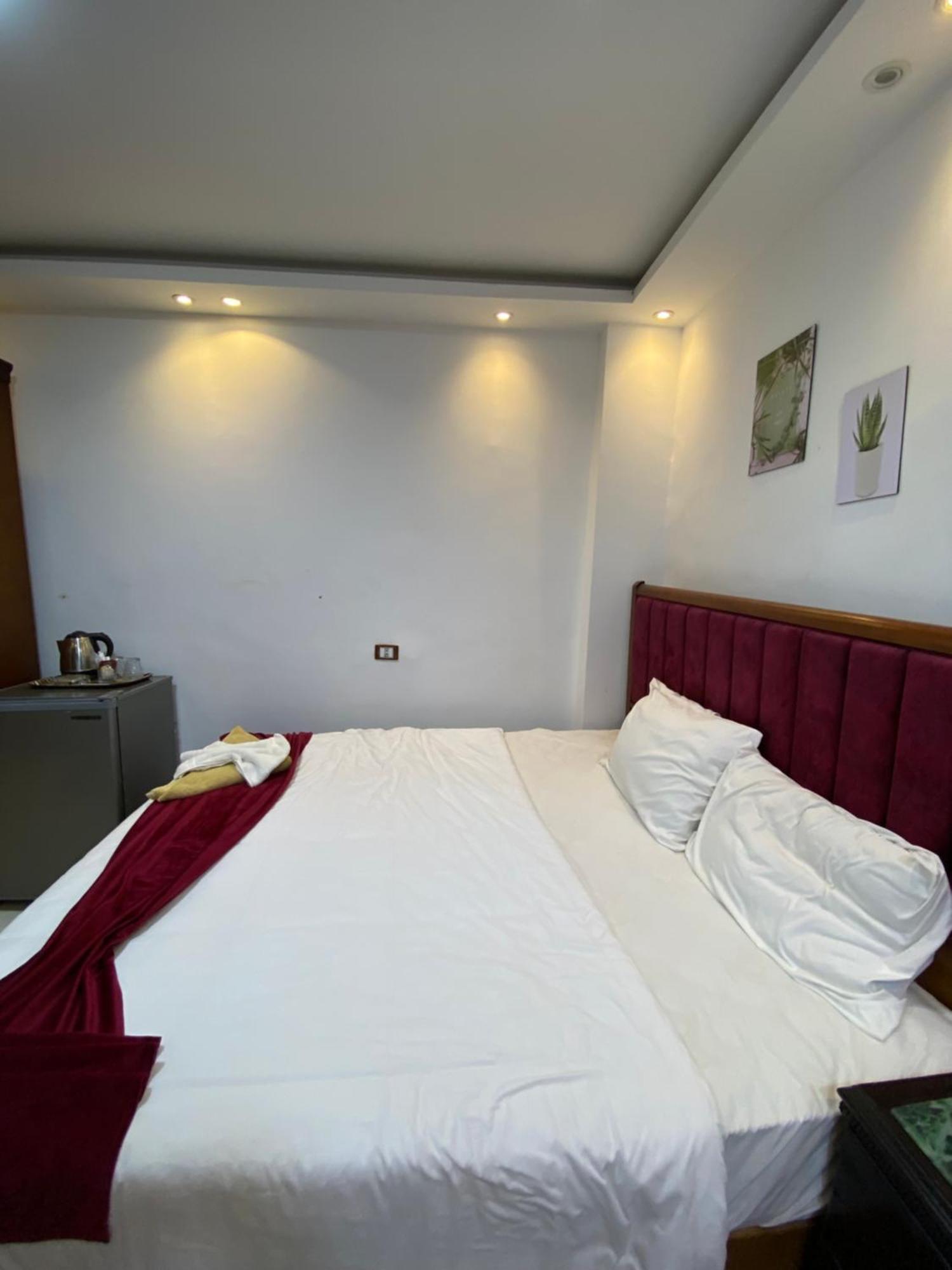 Middle East Pyramids Hotel Kafrat al Jabal Luaran gambar